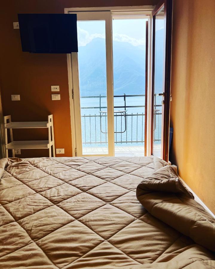 Villa Castello Only Room 利莫内-苏尔加达 外观 照片