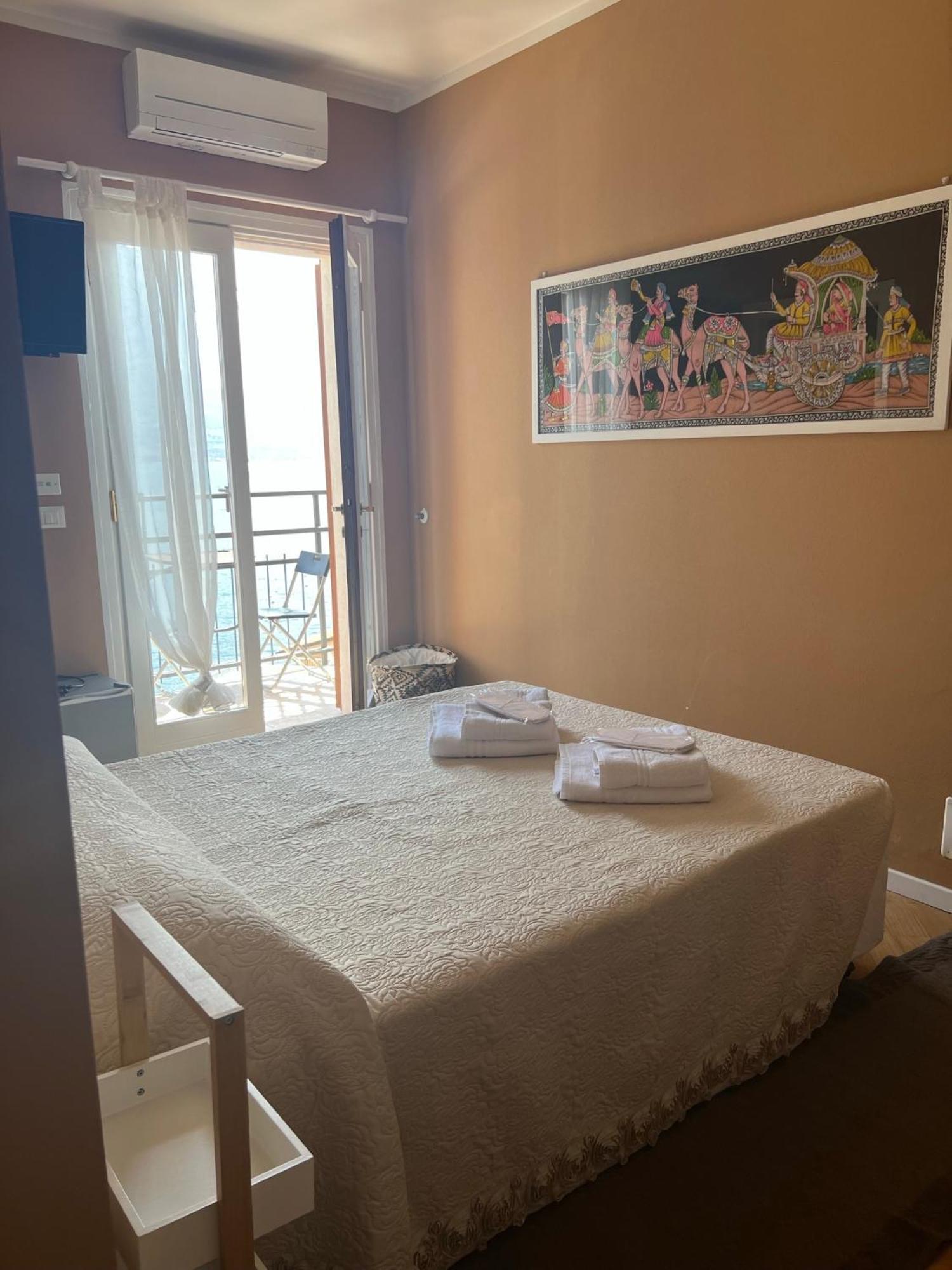 Villa Castello Only Room 利莫内-苏尔加达 外观 照片